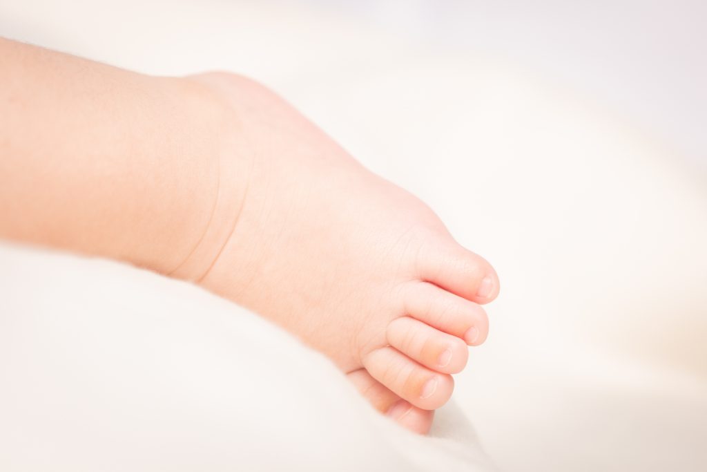 nouveau-né toulon séance photo studio